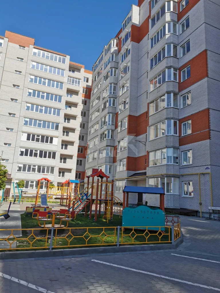 1к Південно-західний на вул. Тернопільській, 12А