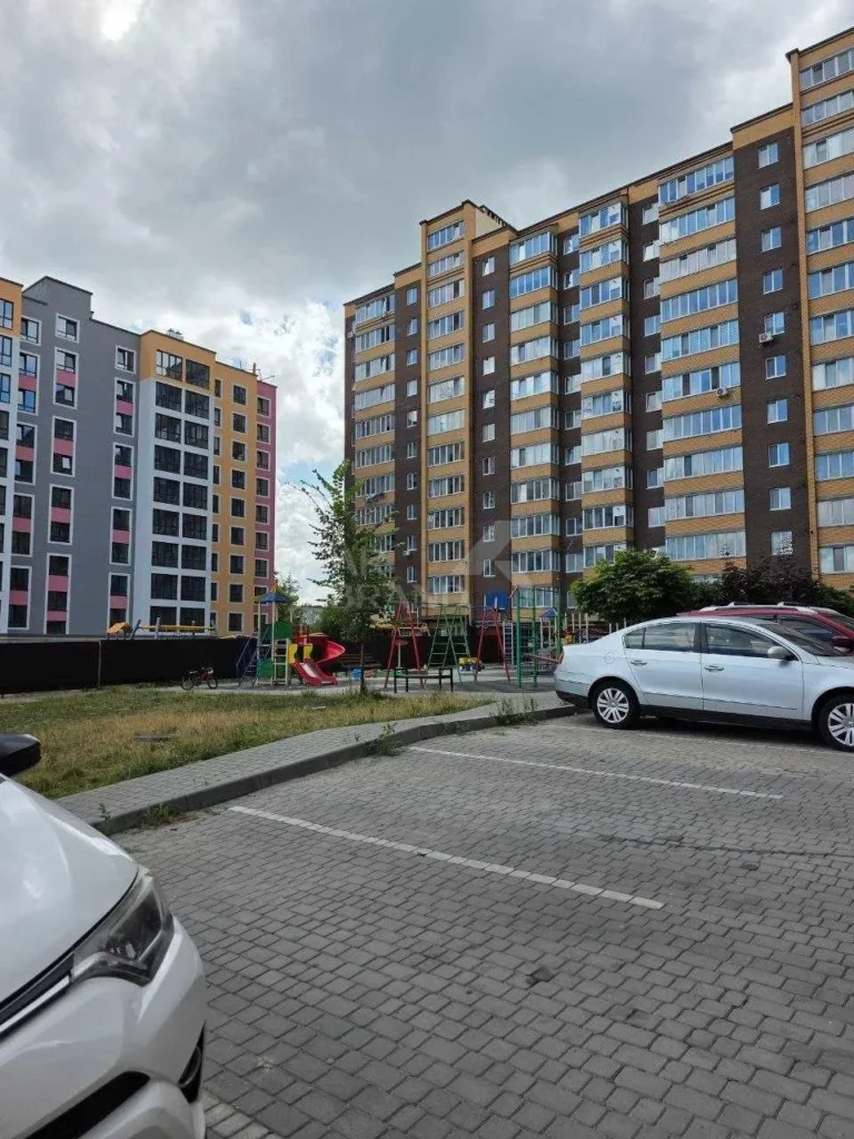 Продаж просторої 2к квартири в ЖК “Корона Дубово”